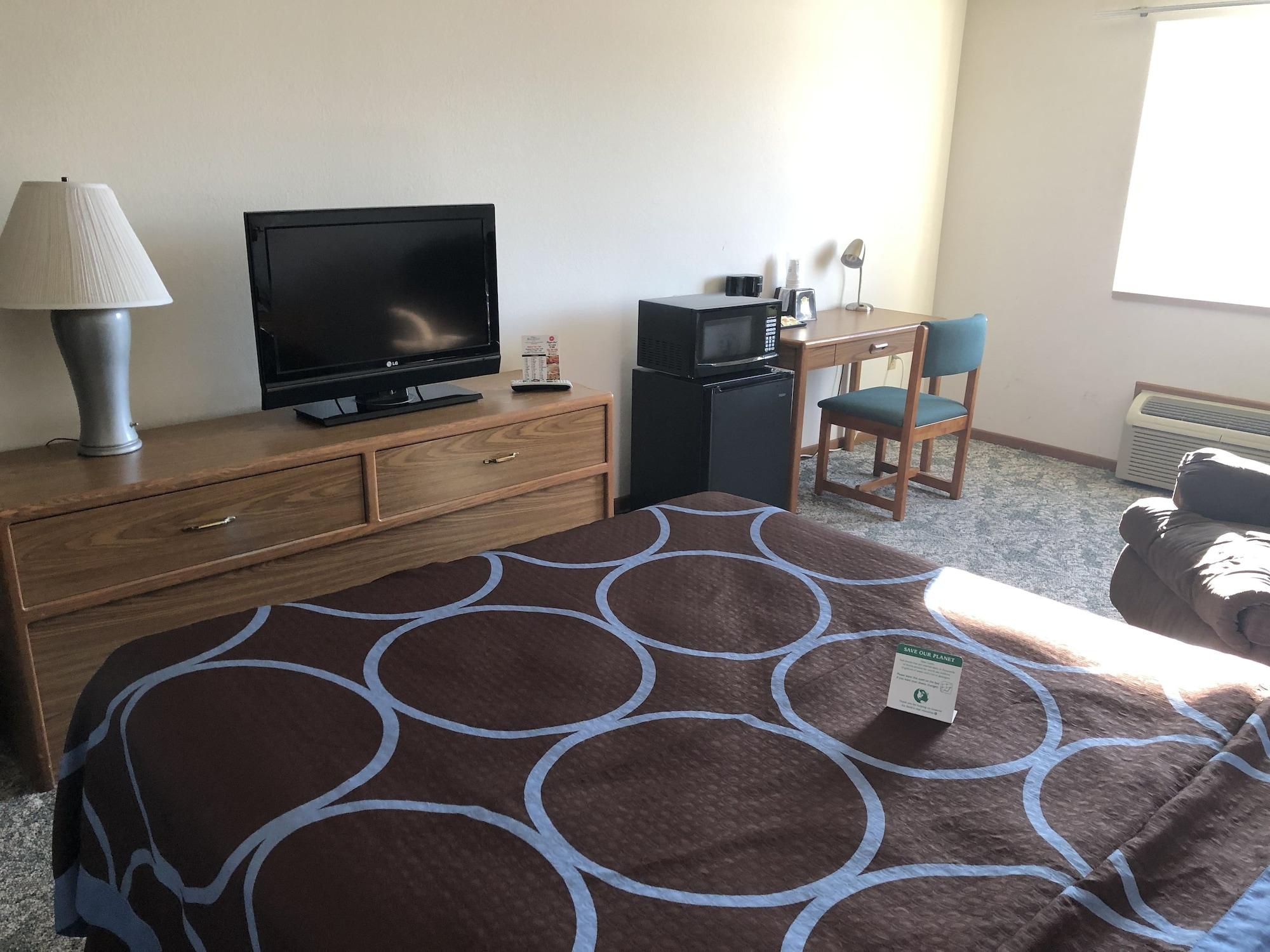 Super 8 By Wyndham Escanaba Ngoại thất bức ảnh