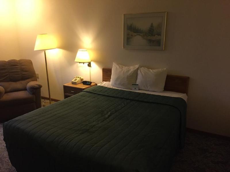 Super 8 By Wyndham Escanaba Ngoại thất bức ảnh