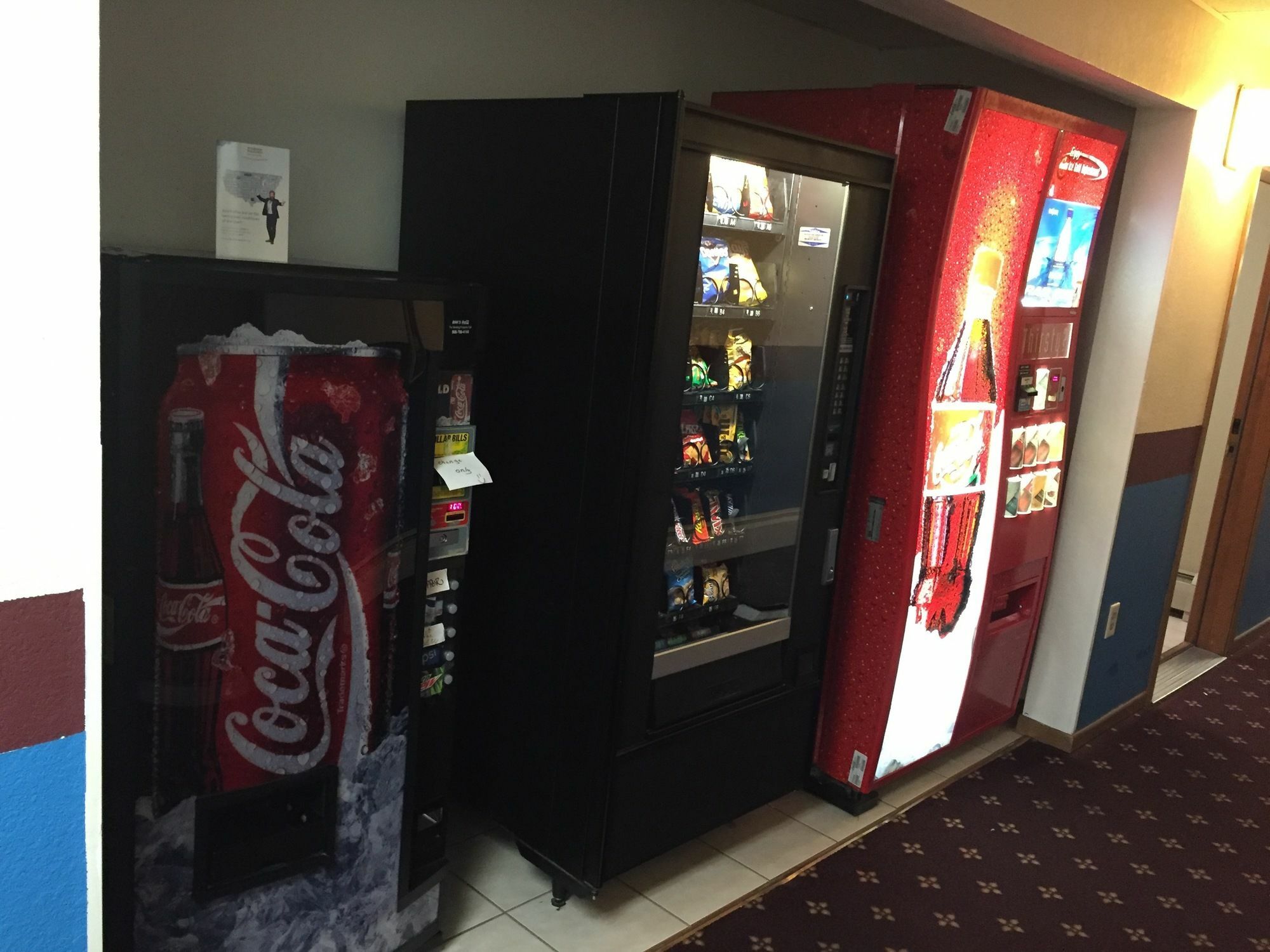 Super 8 By Wyndham Escanaba Ngoại thất bức ảnh